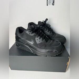 Nike Air Max 90 Triple Black Suede Men’s Sz 10